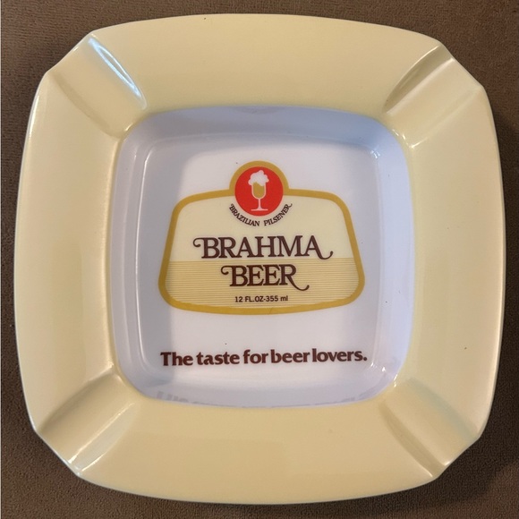 Brahma Beer Plastic Promo Ashtray Brazillan Pilsener White Yellow Red Man Cave - Picture 1 of 4